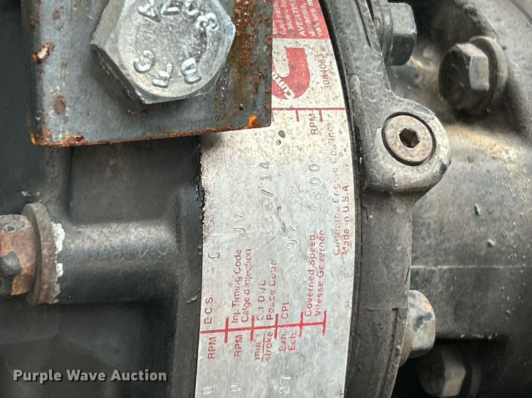 image for item EK2951 1999 International 9200 semi truck