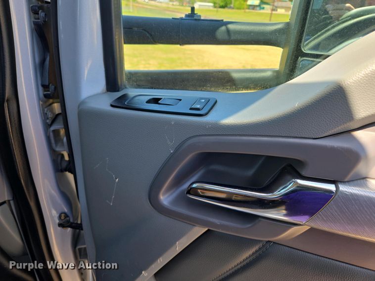 image for item EL2000 2016 Kenworth T680 semi truck