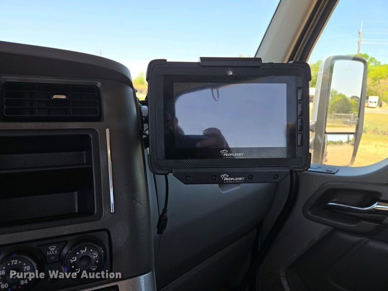 image for item EL2000 2016 Kenworth T680 semi truck