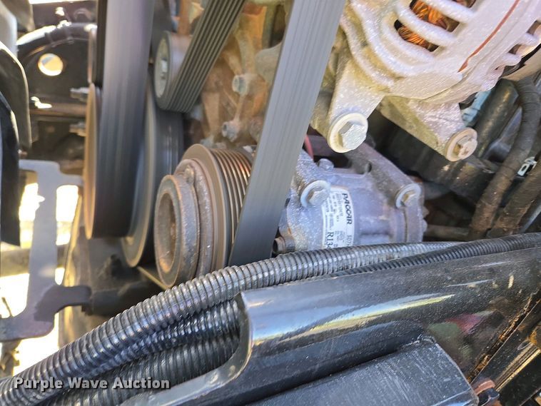 image for item EL2000 2016 Kenworth T680 semi truck