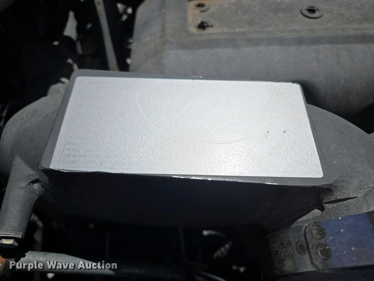 image for item EL2000 2016 Kenworth T680 semi truck