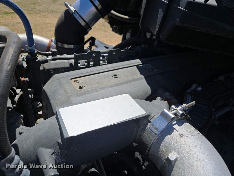 image for item EL2000 2016 Kenworth T680 semi truck