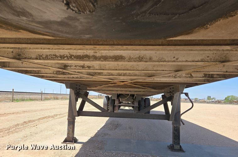 image for item EL2006 2008 Wilkens 0K2HA52ECFSL walking floor trailer