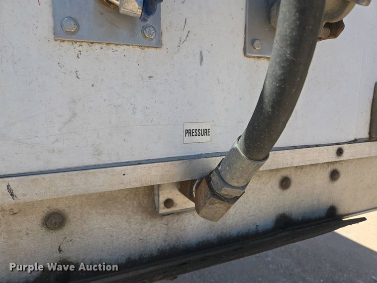 image for item EL2006 2008 Wilkens 0K2HA52ECFSL walking floor trailer