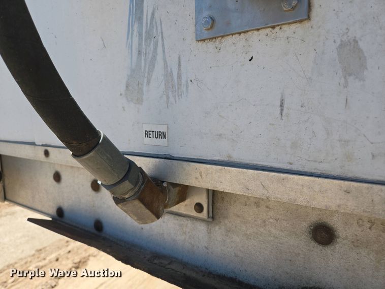 image for item EL2006 2008 Wilkens 0K2HA52ECFSL walking floor trailer