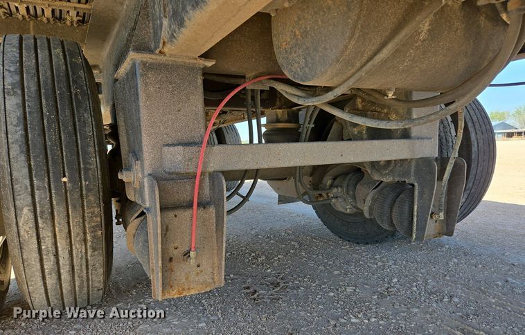 image for item EL2006 2008 Wilkens 0K2HA52ECFSL walking floor trailer