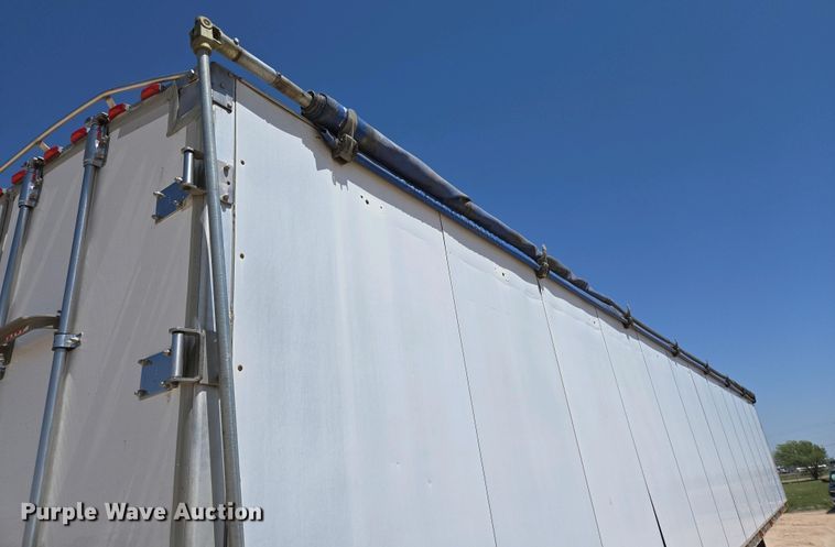 image for item EL2006 2008 Wilkens 0K2HA52ECFSL walking floor trailer