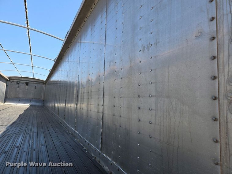 image for item EL2006 2008 Wilkens 0K2HA52ECFSL walking floor trailer