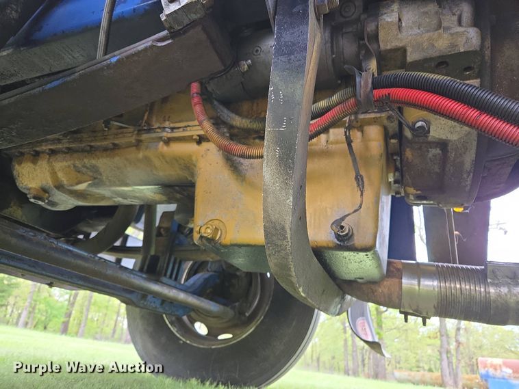 image for item EL2011 1990 Peterbilt 379 semi truck