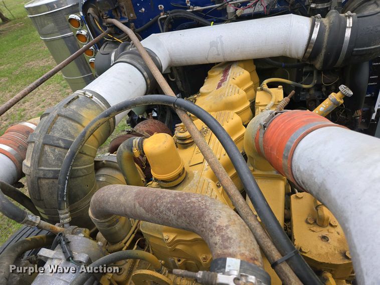 image for item EL2011 1990 Peterbilt 379 semi truck