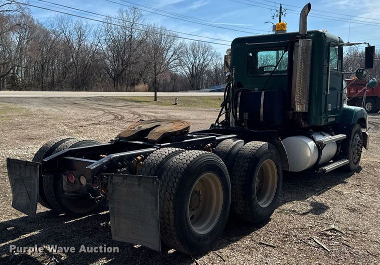 image for item EM3723 1996 Freightliner Conventional semi truck