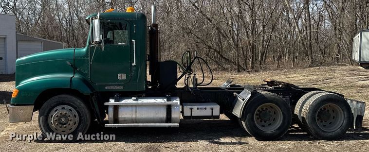 image for item EM3723 1996 Freightliner Conventional semi truck