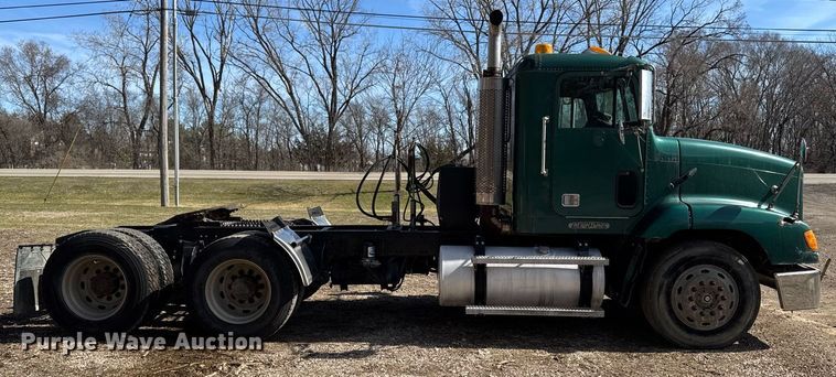 image for item EM3723 1996 Freightliner Conventional semi truck