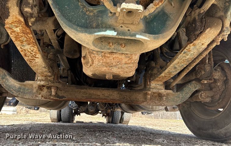 image for item EM3723 1996 Freightliner Conventional semi truck