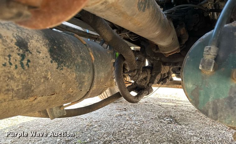 image for item EM3723 1996 Freightliner Conventional semi truck