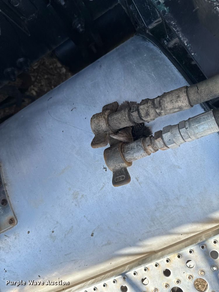 image for item EM3723 1996 Freightliner Conventional semi truck