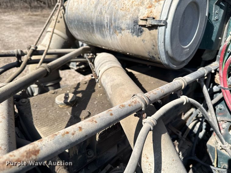 image for item EM3723 1996 Freightliner Conventional semi truck