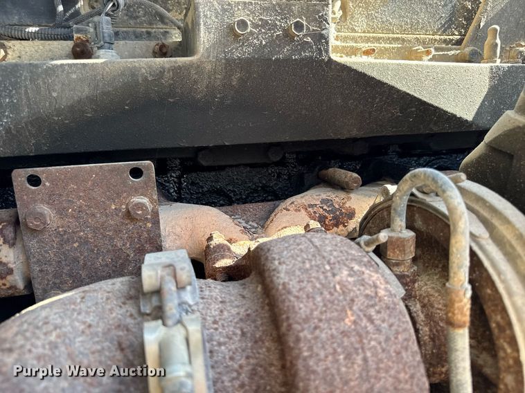 image for item EM3723 1996 Freightliner Conventional semi truck