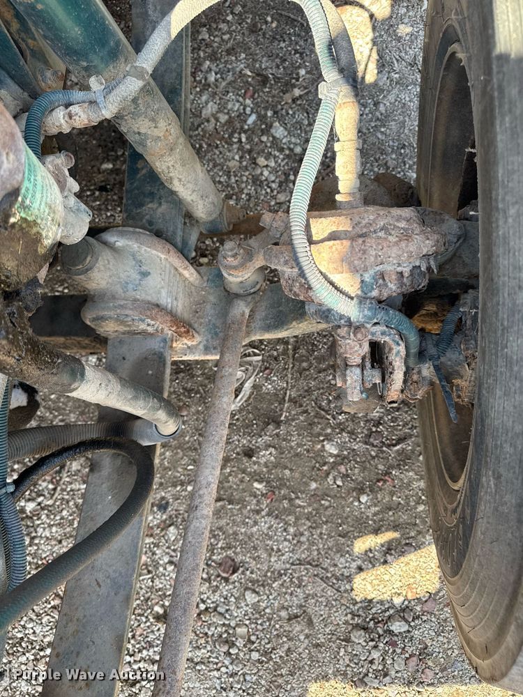 image for item EM3723 1996 Freightliner Conventional semi truck