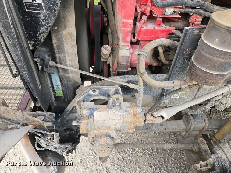 image for item EM7029 2002 Kenworth T800 semi truck