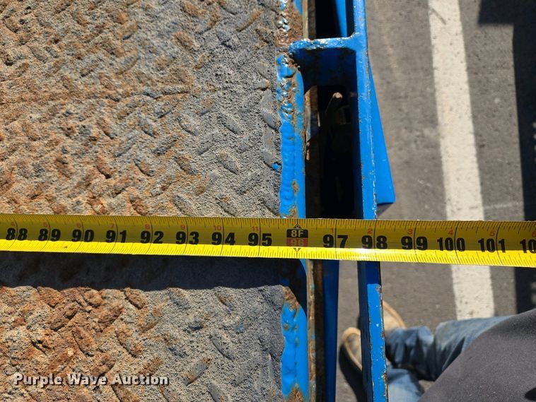 image for item EM7034 2017 Hino   268 flatbed truck