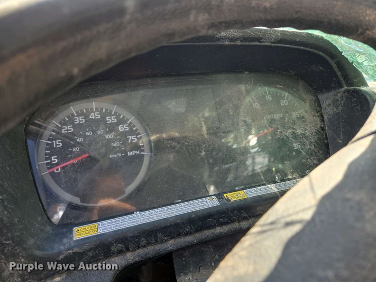 image for item EM7034 2017 Hino   268 flatbed truck