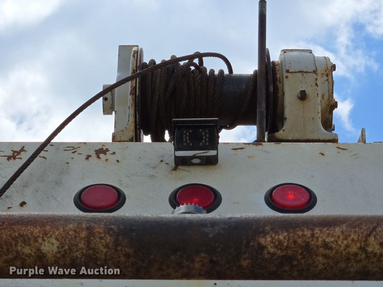 image for item EN3627 2000 International 4900 refuse truck