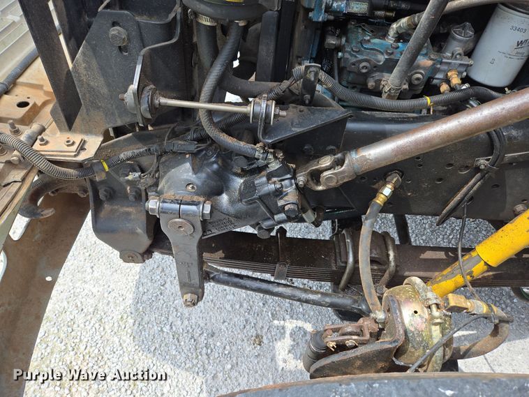 image for item EN3627 2000 International 4900 refuse truck