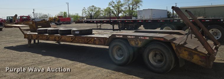 image for item EN8905 1973 Chancey BT35 equipment trailer