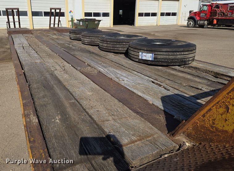 image for item EN8905 1973 Chancey BT35 equipment trailer