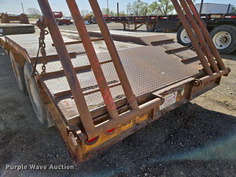 image for item EN8905 1973 Chancey BT35 equipment trailer