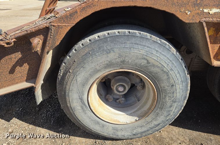 image for item EN8905 1973 Chancey BT35 equipment trailer