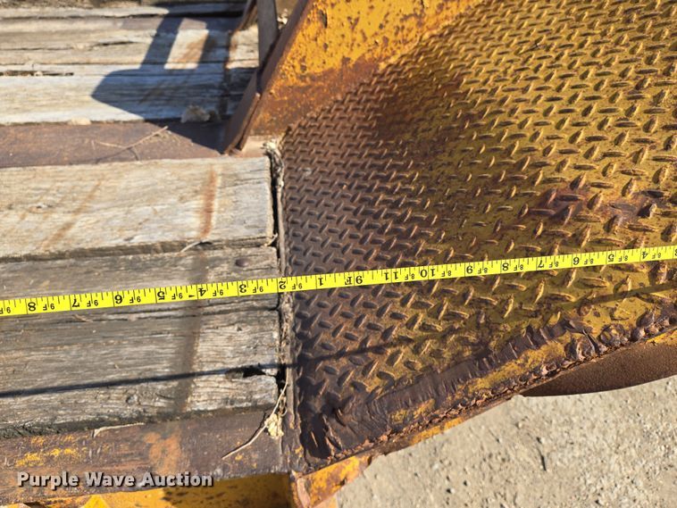 image for item EN8905 1973 Chancey BT35 equipment trailer