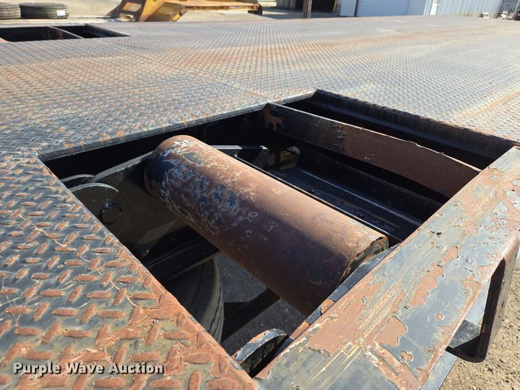 image for item EN8906 2014 Neville Built oilfield trailer