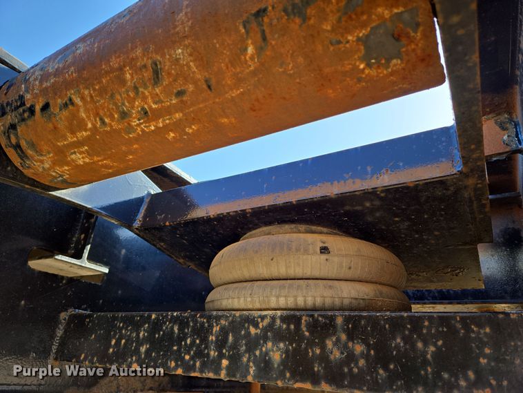 image for item EN8906 2014 Neville Built oilfield trailer