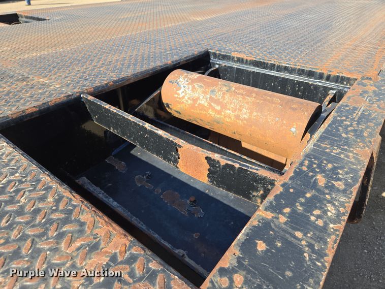 image for item EN8906 2014 Neville Built oilfield trailer