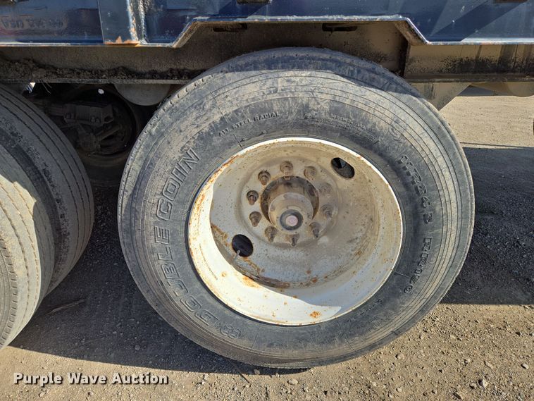 image for item EN8906 2014 Neville Built oilfield trailer