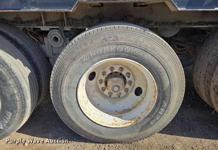 image for item EN8906 2014 Neville Built oilfield trailer