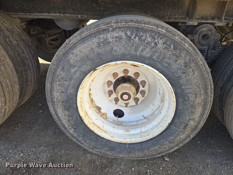 image for item EN8906 2014 Neville Built oilfield trailer