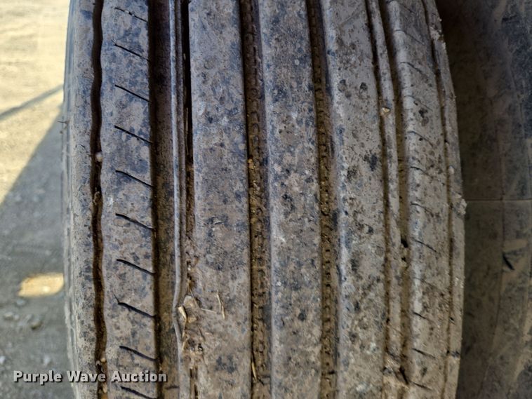 image for item EN8906 2014 Neville Built oilfield trailer