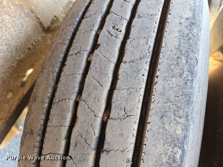 image for item EN8907 1981 Aztec oilfield trailer