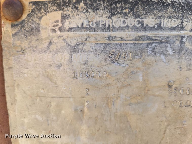 image for item EN8907 1981 Aztec oilfield trailer