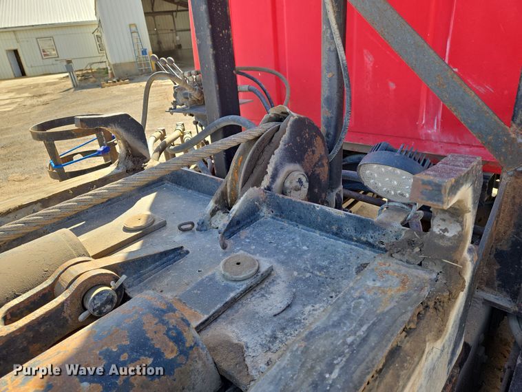 image for item EN8908 1996 Ford L8000 roll-off container truck