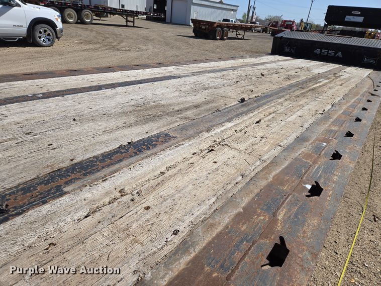 image for item EN8909 2016 Landoll drop deck equipment trailer