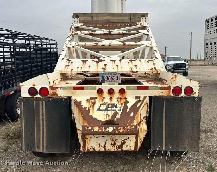 image for item EQ4644 2013 Manac 4B240AC00 bottom dump trailer