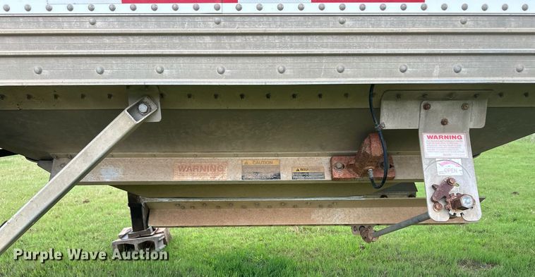 image for item ER8998 2016 Timpte grain trailer