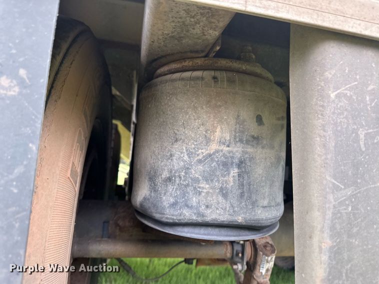 image for item ER8998 2016 Timpte grain trailer