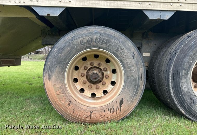 image for item ER8998 2016 Timpte grain trailer