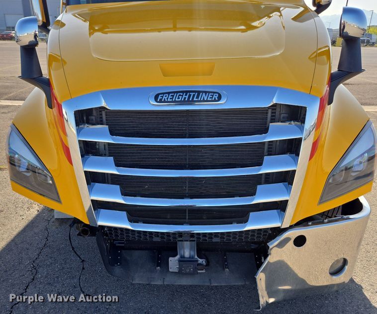 image for item FB9356 2024 Freightliner Cascadia semi truck