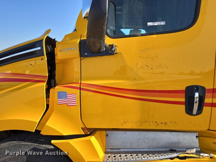 image for item FB9356 2024 Freightliner Cascadia semi truck